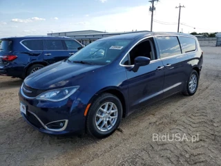 CHRYSLER PACIFICA TOURING