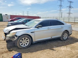 FORD TAURUS SE