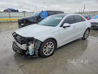 MERCEDES-BENZ A 220