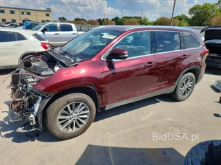TOYOTA HIGHLANDER XLE