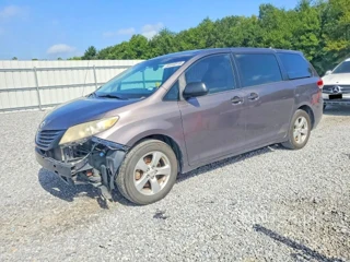 TOYOTA SIENNA BASE 7-PASSENGER
