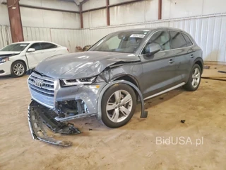 AUDI Q5 PREMIUM PLUS