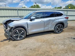 TOYOTA HIGHLANDER LE
