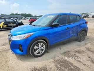 NISSAN KICKS S