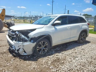 TOYOTA HIGHLANDER LE