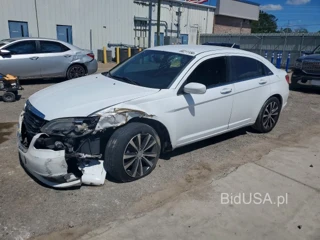 CHRYSLER 200 TOURING