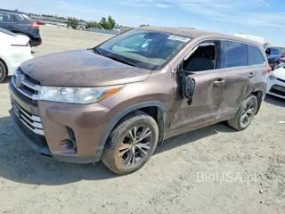 TOYOTA HIGHLANDER LE