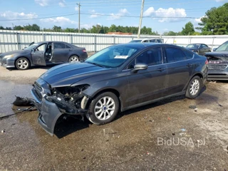 FORD FUSION S