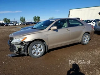 TOYOTA CAMRY BASE