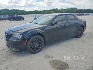 CHRYSLER 300 S