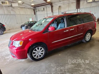 CHRYSLER TOWN & COUNTRY TOURING