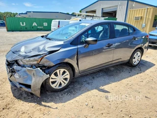 NISSAN VERSA S
