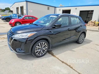 NISSAN KICKS SV