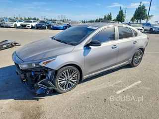 KIA FORTE GT LINE