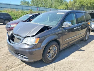 CHRYSLER TOWN & COUNTRY TOURING L
