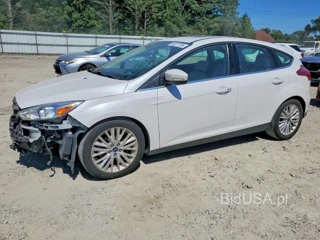 FORD FOCUS TITANIUM