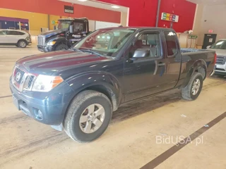 NISSAN FRONTIER SV V6