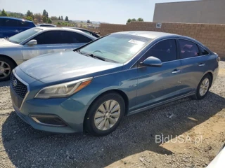 HYUNDAI SONATA HYBRID SE