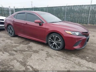 TOYOTA TOYOTA CAMRY SE