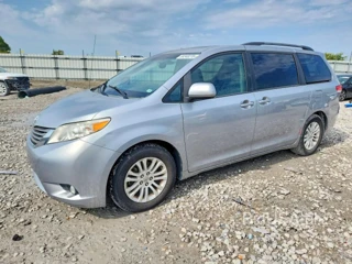 TOYOTA SIENNA XLE 8-PASSENGER
