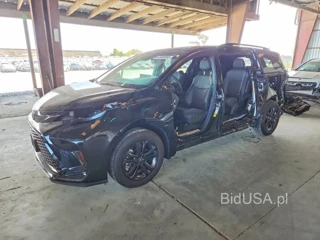 TOYOTA SIENNA XSE 7-PASSENGER