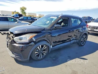 NISSAN KICKS SV