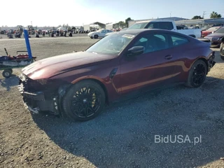 BMW M4 COMPETITION
