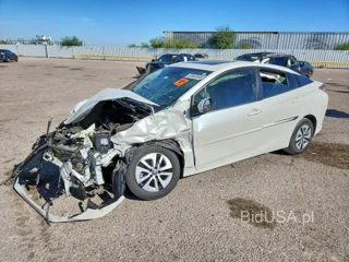 TOYOTA PRIUS THREE