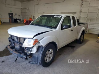 NISSAN FRONTIER SV V6