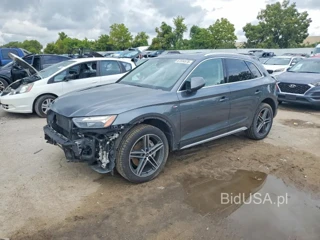 AUDI Q5 E PREMIUM PLUS