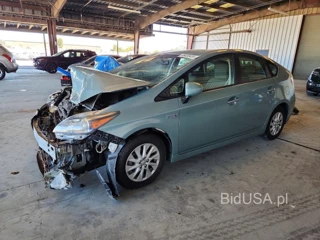 TOYOTA PRIUS PLUG-IN HYBRID BASE