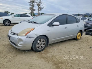 TOYOTA PRIUS BASE