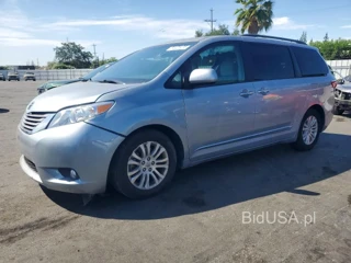 TOYOTA SIENNA XLE 8-PASSENGER