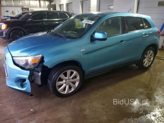 MITSUBISHI OUTLANDER SPORT ES