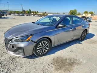 NISSAN ALTIMA SV