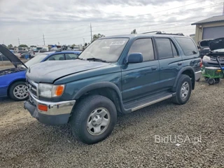 TOYOTA 4RUNNER SR5