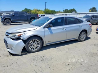 TOYOTA AVALON HYBRID XLE TOURING