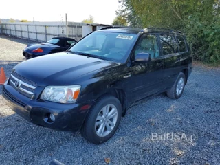 TOYOTA HIGHLANDER HYBRID