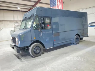 FREIGHTLINER MT45 CHASSIS