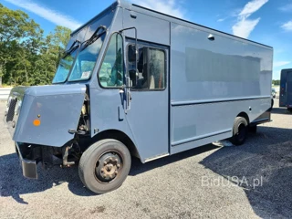 FREIGHTLINER MT45 CHASSIS