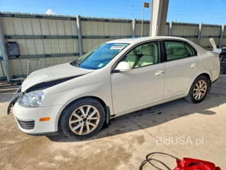 VOLKSWAGEN JETTA SE