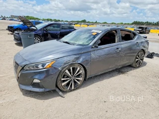 NISSAN ALTIMA SR
