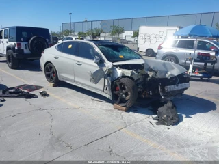 GENESIS GENESIS G70 3.3T RWD SPORT PRESTIGE