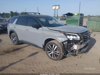 NISSAN NISSAN PATHFINDER PLATINUM FWD