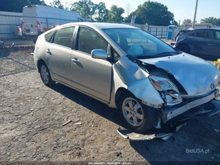 TOYOTA TOYOTA PRIUS