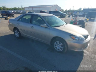 TOYOTA TOYOTA CAMRY LE