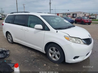TOYOTA TOYOTA SIENNA LE V6