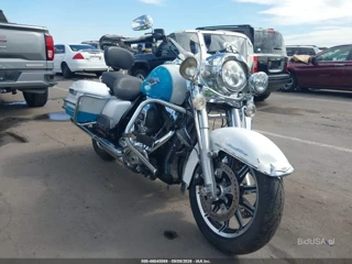 HARLEY-DAVIDSON HARLEY-DAVIDSON FLHR ROAD KING
