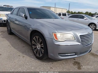 CHRYSLER CHRYSLER 300