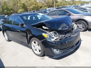 TOYOTA TOYOTA CAMRY SE